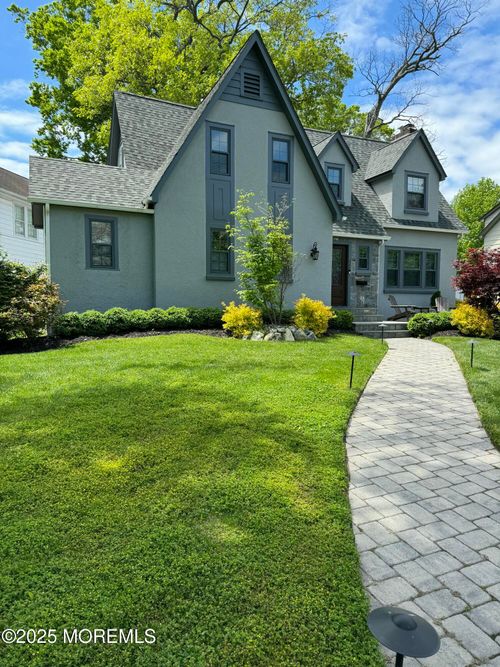 574 N Edgemere Dr, West Allenhurst, NJ, 07711-1346 | Card Image