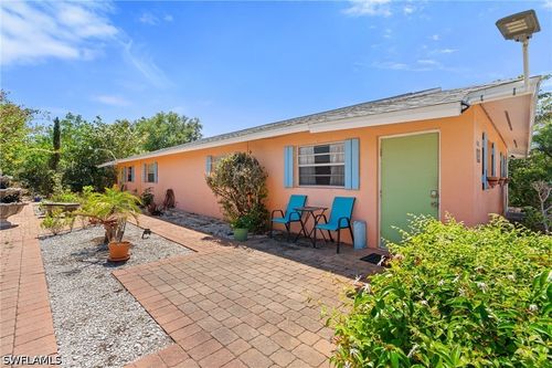 4241 Mariner Ln, BONITA SPRINGS, FL, 34134-4016 | Card Image