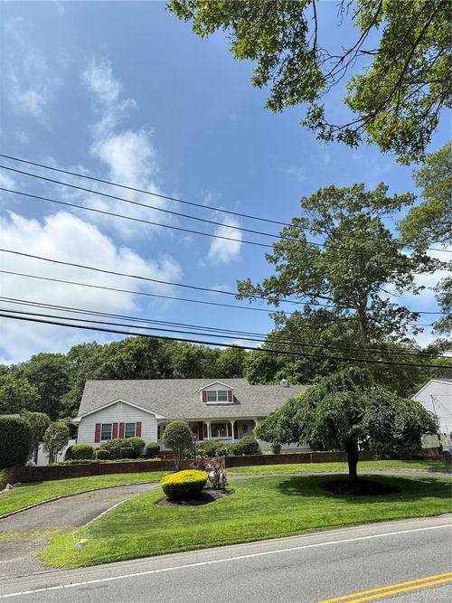36 Leeds Blvd, Farmingville, NY, 11738-1118 | Card Image