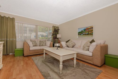 101h-330 Se 2nd St, Hallandale Beach, FL, 33009-5663 | Card Image