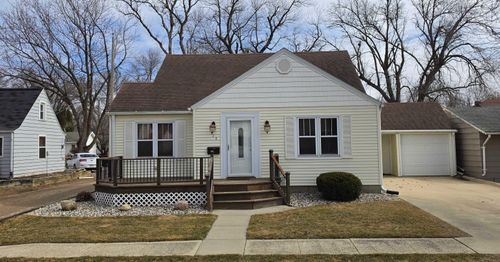 715 9th Ave, Sheldon, IA, 51201-1818 | Card Image