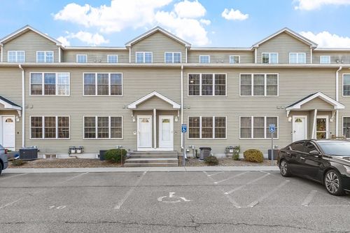 10 Steeple Chase Rd, Hampstead, NH, 03841-5201 | Card Image