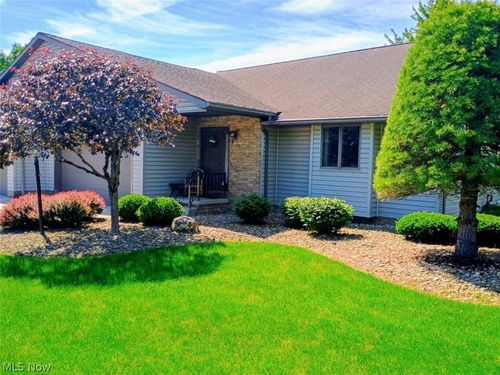 2160 Whispering Meadows, Warren, OH, 44484 | Card Image