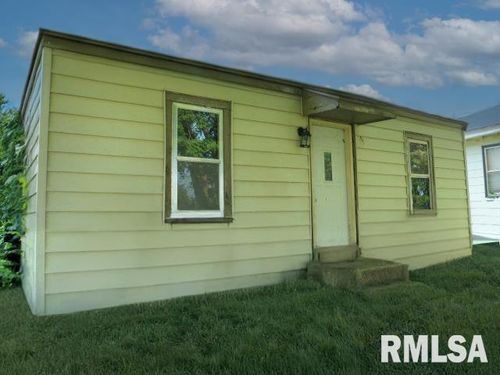 618 Poplar St, Savanna, IL, 61074-2522 | Card Image