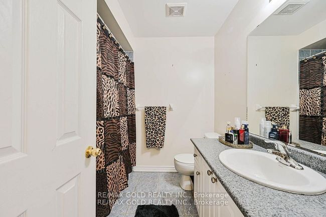 11 Caversham Dr, House attached with 6 bedrooms, 4 bathrooms and 3 parking in Brampton ON | Image 30