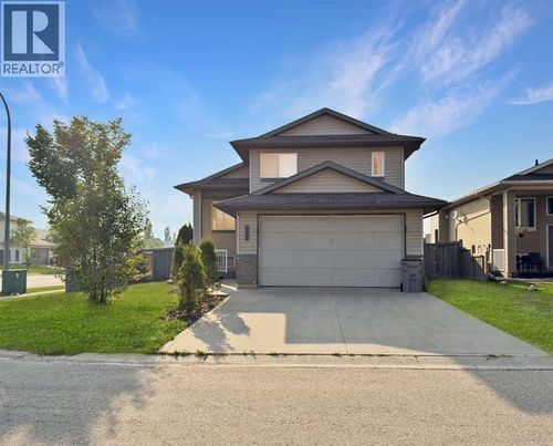 13002 88a St, Grande Prairie, AB, T8X1V8 | Card Image