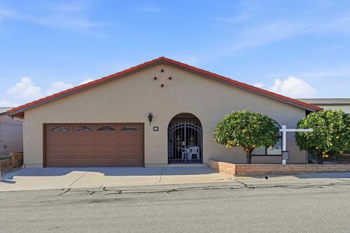 634 Via Santa Cruz, Vista, CA, 92081-6335 | Card Image