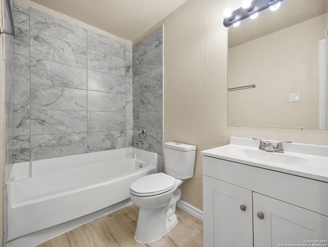 4819 Corian Oak Dr, House other with 3 bedrooms, 2 bathrooms and null parking in Kirby TX | Image 16