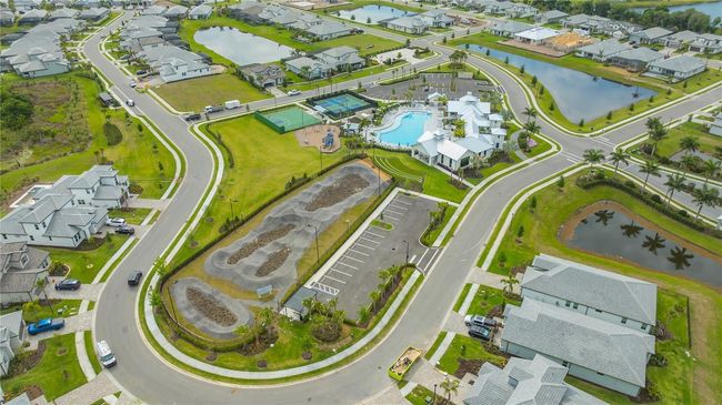 17340 Savory Mist Cir, House other with 4 bedrooms, 3 bathrooms and null parking in BRADENTON FL | Image 69