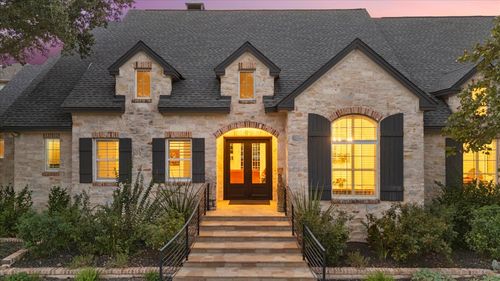 1632 Resaca Blvd, Austin, TX, 78738-5379 | Card Image