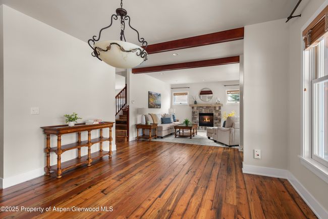 314 Sopris Cir, House other with 3 bedrooms, 3 bathrooms and 2 parking in Basalt CO | Image 4