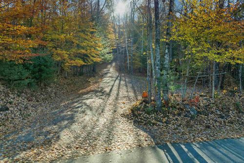 383 River Rd, Dorchester, NH, 03266-6516 | Card Image