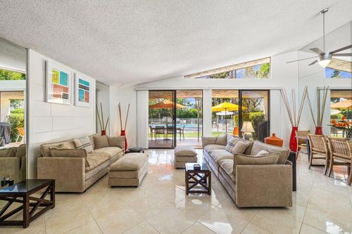 2427 Casitas Way, Palm Springs, CA, 92264-8207 | Card Image