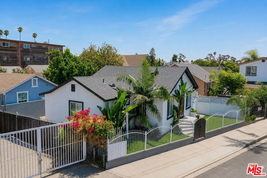 Residential in Los Angeles 3