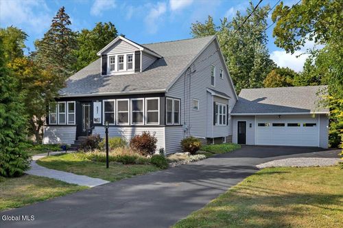 521 Watervliet Shaker Rd, Latham, NY, 12110-4615 | Card Image