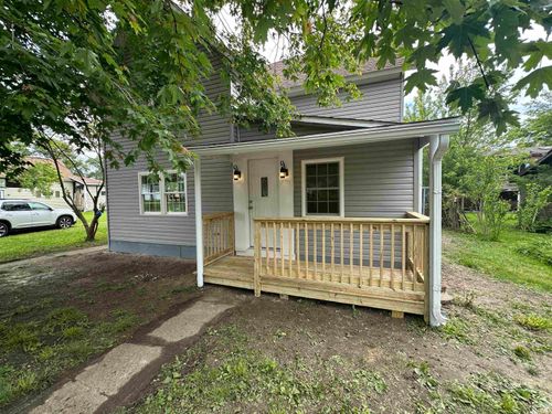 906 N Wabash Ave, Hartford City, IN, 47348-1131 | Card Image