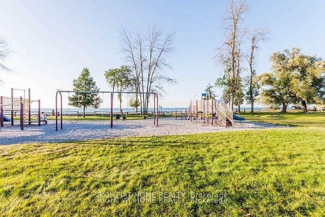 770 Jacksonville Rd, House other with 2 bedrooms, 1 bathrooms and 4 parking in Willow Beach ON | Image 5