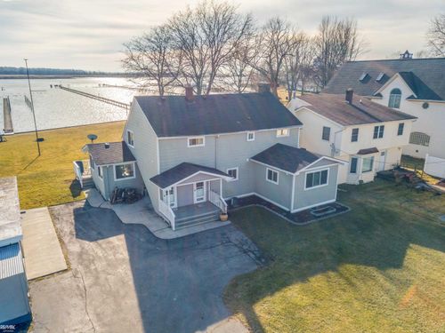 6123 Pointe Tremble Rd, Algonac, MI, 48001-4900 | Card Image