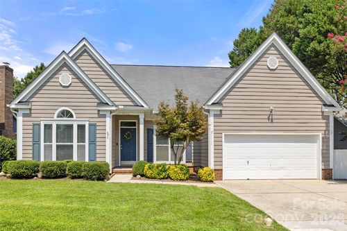 8632 Castlebay Dr, Charlotte, NC, 28277-1861 | Card Image