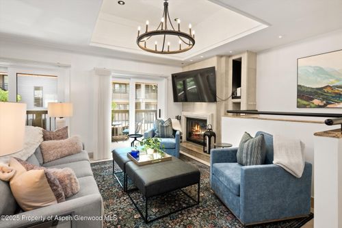 unit-11-650 S Monarch St, Aspen, CO, 81611-3812 | Card Image