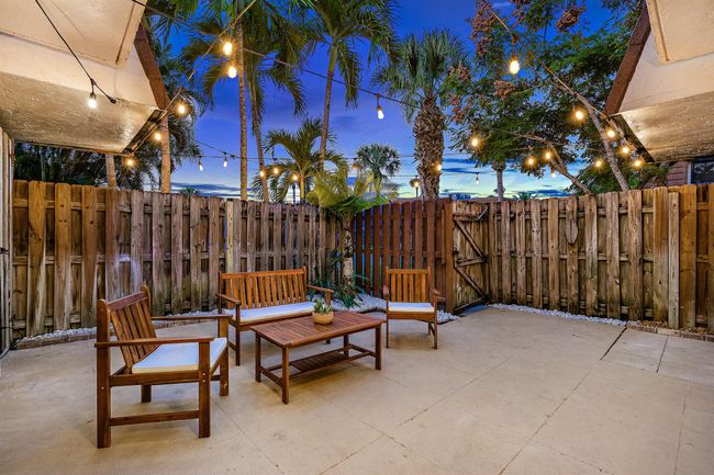 APT-12D - 825 Center St, Townhouse with 2 bedrooms, 3 bathrooms and null parking in Jupiter FL | Image 23