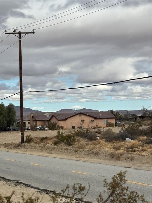 165 E Avenue S8, Palmdale, CA, 93552 | Card Image