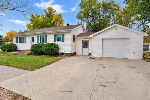 320 Wilmot Ave, Ipswich, SD, 57451-2069 | Card Image