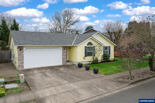 1830 Plateau St Ne, Salem, OR, 97305-2563 | Card Image