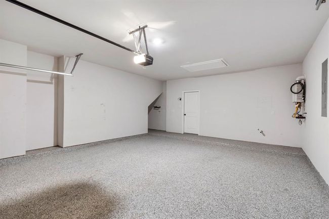 Garage | Image 20