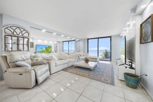 apt-5f-6061 Collins Ave, Miami Beach, FL, 33140-2267 | Card Image