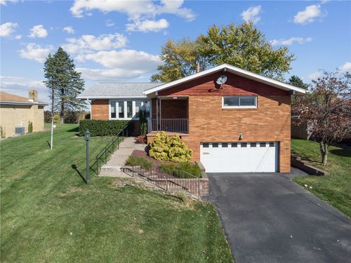 1268 Richard Rd, North Huntingdon, PA, 15642-5211 | Card Image