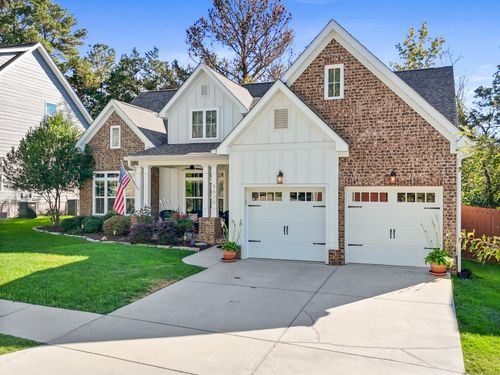 8676 Masons Gate Ln, Chattanooga, TN, 37421-1829 | Card Image