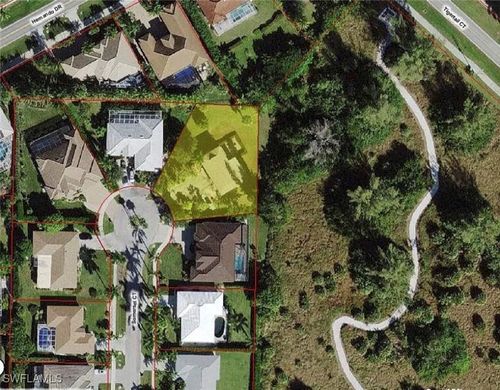 617 Somerset Ct, MARCO ISLAND, FL, 34145-2450 | Card Image