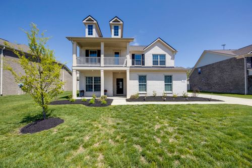 147 Macy Dr, Hendersonville, TN, 37075-8634 | Card Image