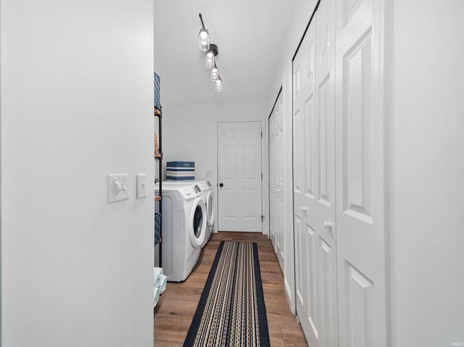 8006 E Cherokee Rd, House other with 3 bedrooms, 2 bathrooms and null parking in Syracuse IN | Image 29