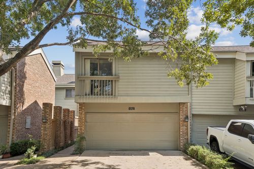 6742 E Northwest Hwy, Dallas, TX, 75231-8142 | Card Image