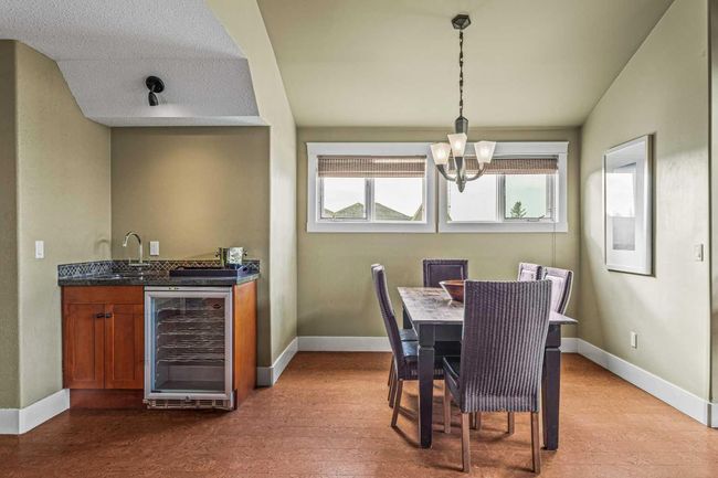 402 - 191 Kananaskis Way, Condo with 3 bedrooms, 3 bathrooms and 1 parking in Canmore AB | Image 9