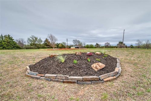 910 N Main St, Tryon, OK, 74875 | Card Image