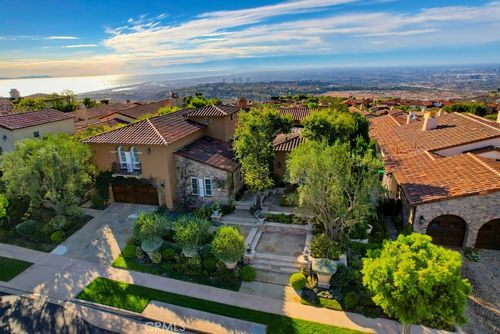 31 Overlook Dr, Newport Coast, CA, 92657-1300 | Card Image