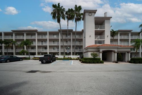 403-6149 Pointe Regal Cir, Delray Beach, FL, 33484-1807 | Card Image