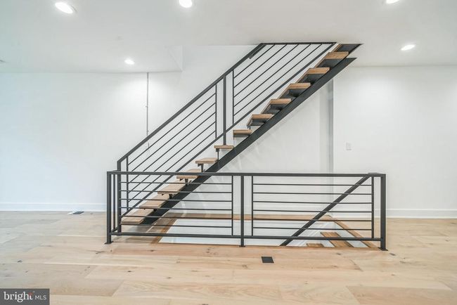 1309 S 32 Nd St, Townhouse with 3 bedrooms, 2 bathrooms and null parking in PHILADELPHIA PA | Image 8
