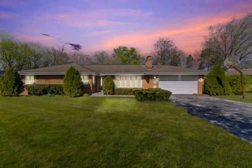 404 Tomah Ave, Prospect Heights, IL, 60070-1233 | Card Image