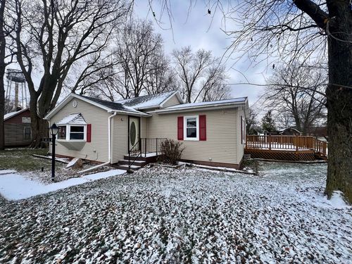 201 N Chicago St, Sidell, IL, 61876-1025 | Card Image