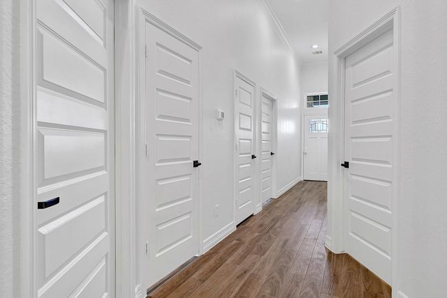 525 Little Spring Ct, House other with 4 bedrooms, 3 bathrooms and 2 parking in Anahuac TX | Image 5