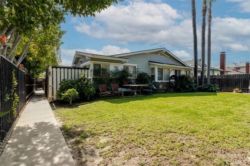 12806 Oxnard St, North Hollywood, CA, 91606 | Card Image