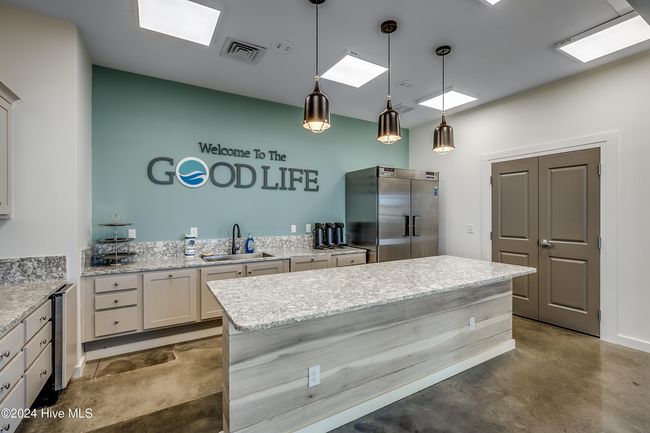 Clubhouse | Image 43