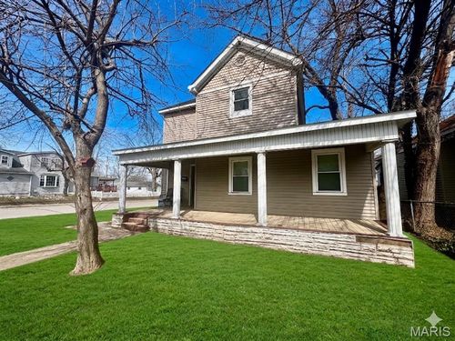 b-207 E Penning Ave, Wood River, IL, 62095-2030 | Card Image