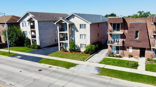 apt-1a-10620 Central Ave, Chicago Ridge, IL, 60415-2474 | Card Image