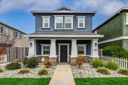 813 Fenley Way, Winters, CA, 95694-2160 | Card Image