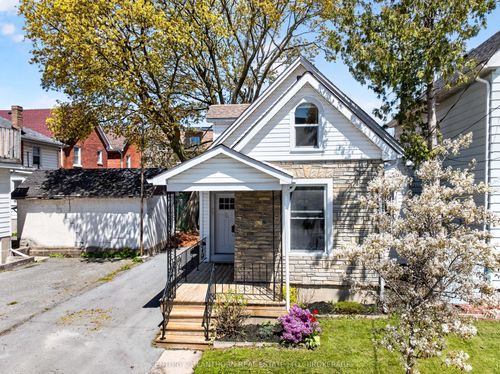 23 Jenkins St, Kingston, ON, K7K1N4 | Card Image